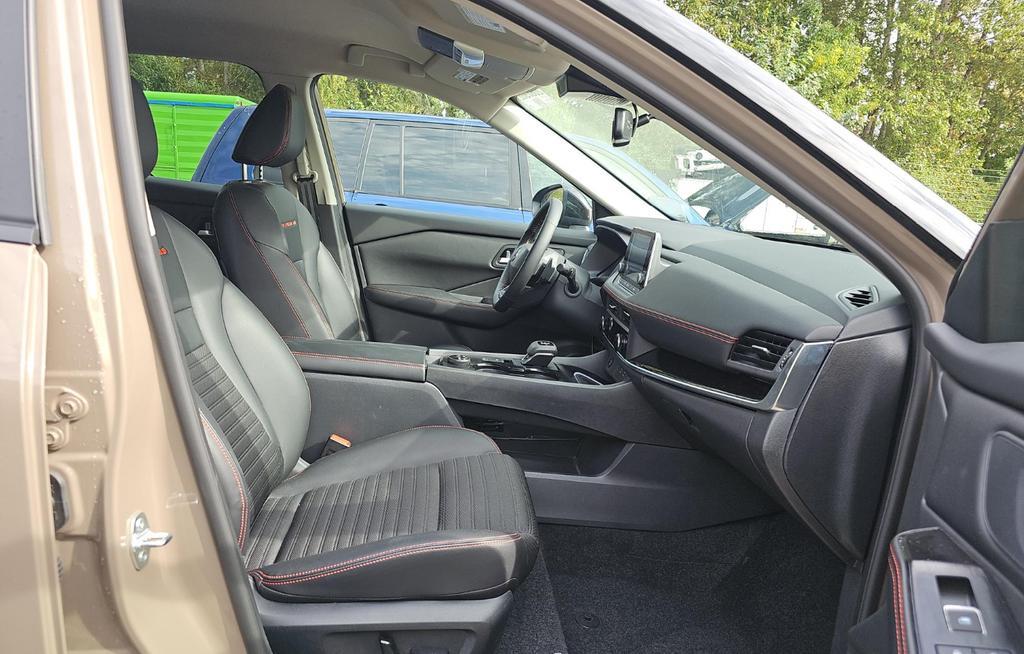 used 2025 Nissan Rogue car, priced at $29,971