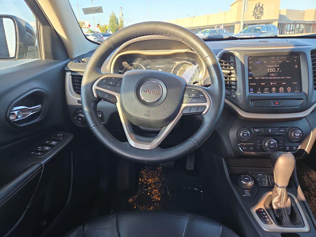 used 2015 Jeep Cherokee car, priced at $11,169