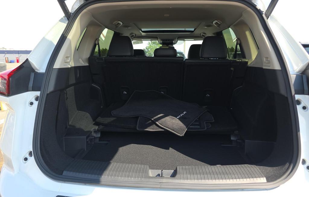 used 2024 Nissan Rogue car, priced at $29,331