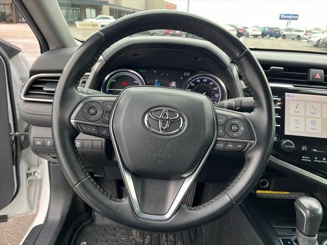 used 2020 Toyota Camry Hybrid car, priced at $25,321