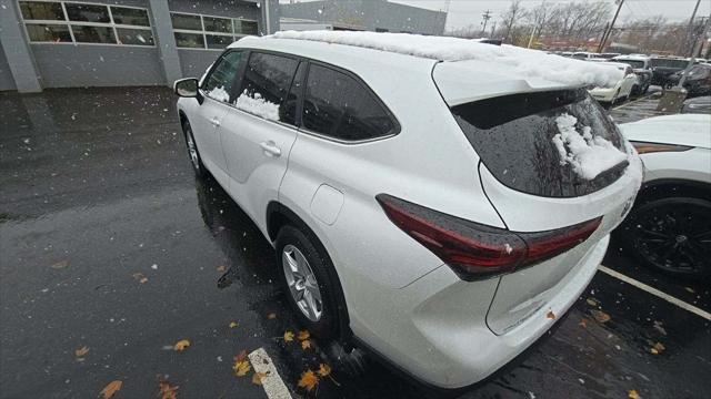 used 2024 Toyota Highlander car, priced at $39,973