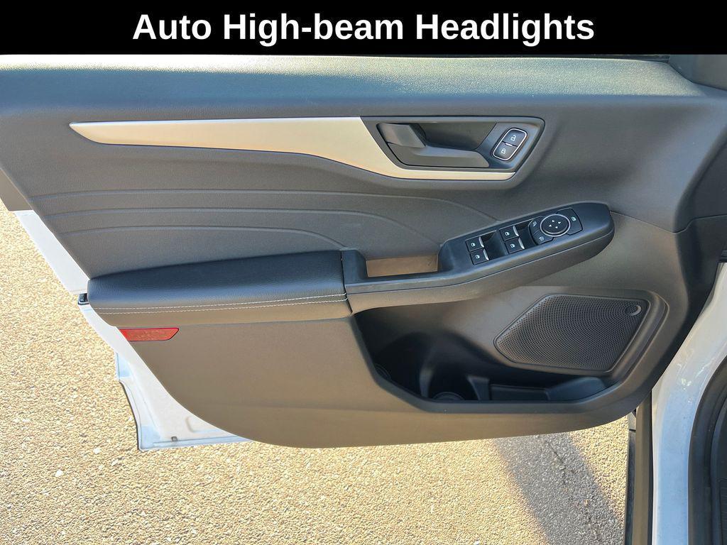 used 2022 Ford Escape car, priced at $19,244