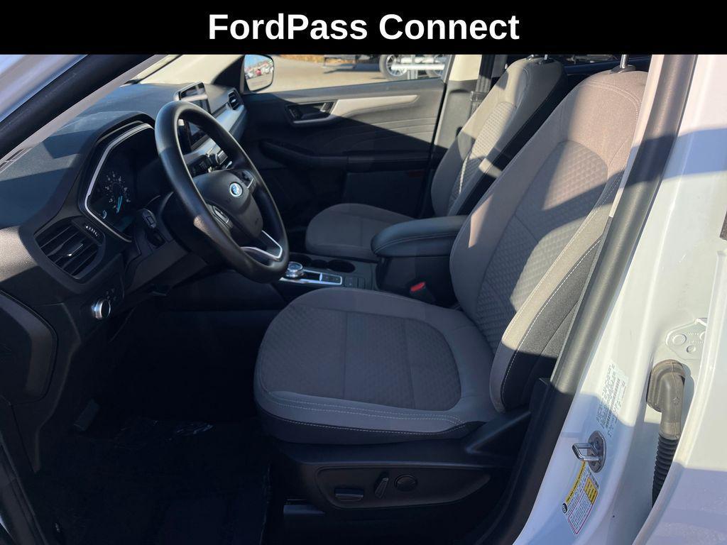 used 2022 Ford Escape car, priced at $19,244