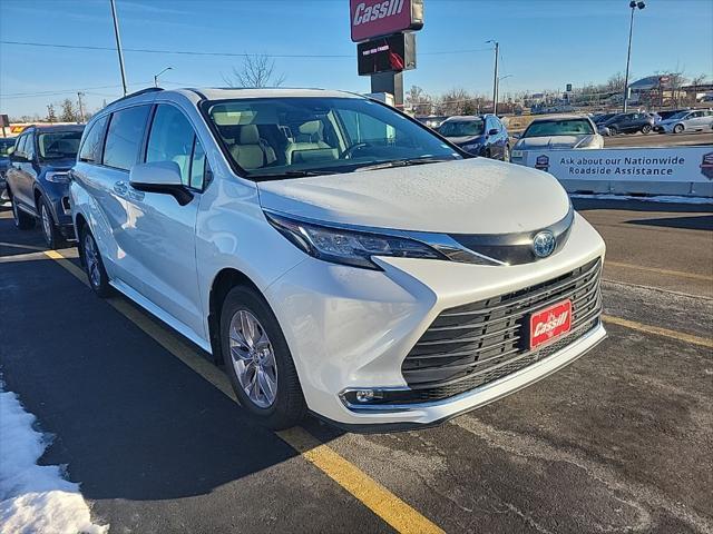 used 2022 Toyota Sienna car, priced at $47,997