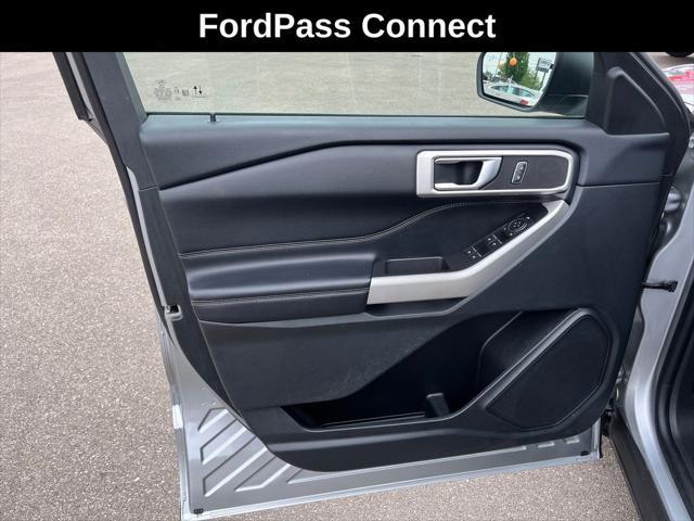 used 2022 Ford Explorer car, priced at $32,760