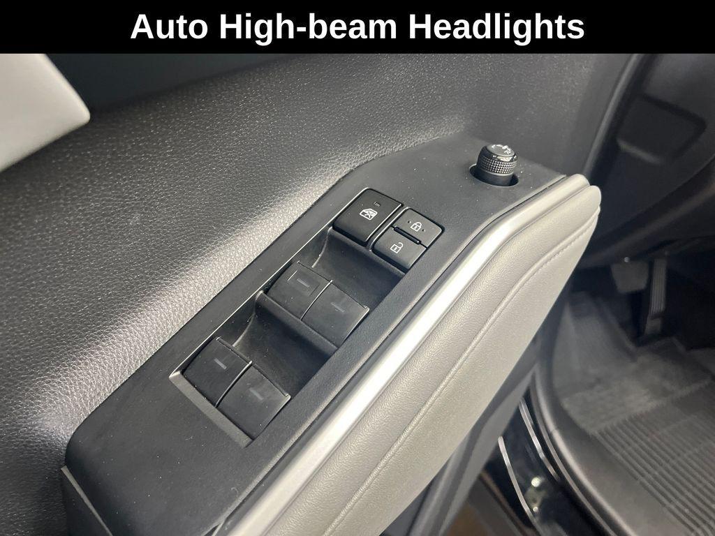 used 2024 Toyota Highlander car, priced at $39,971