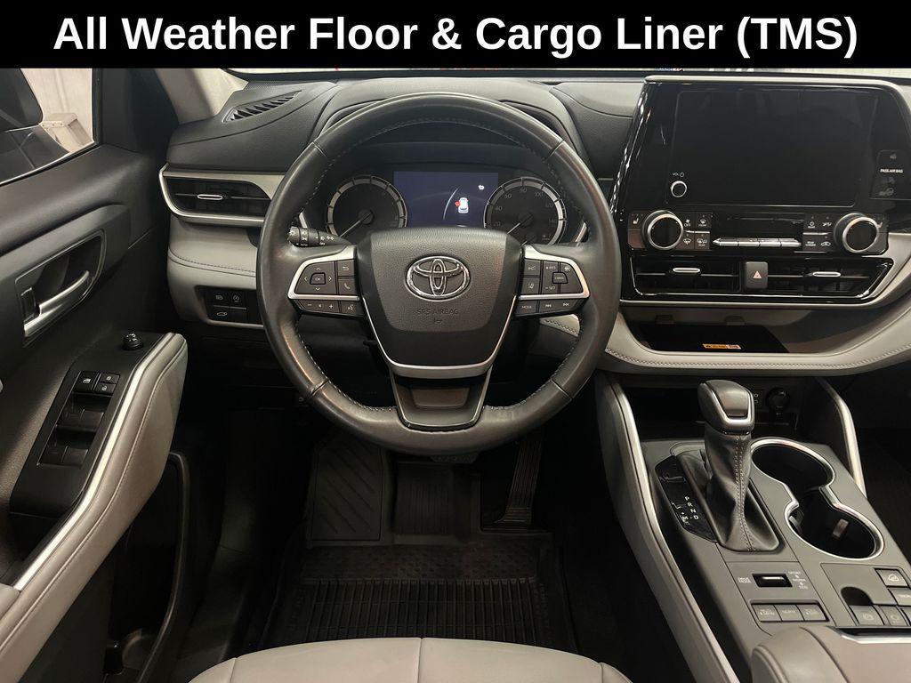 used 2024 Toyota Highlander car, priced at $39,971