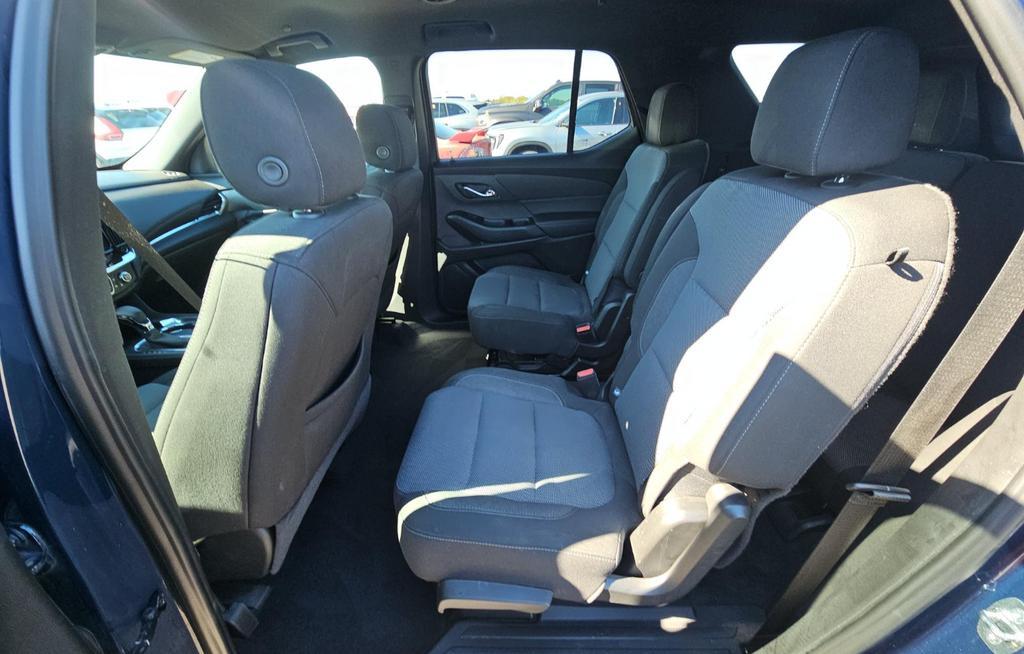 used 2023 Chevrolet Traverse car, priced at $30,991