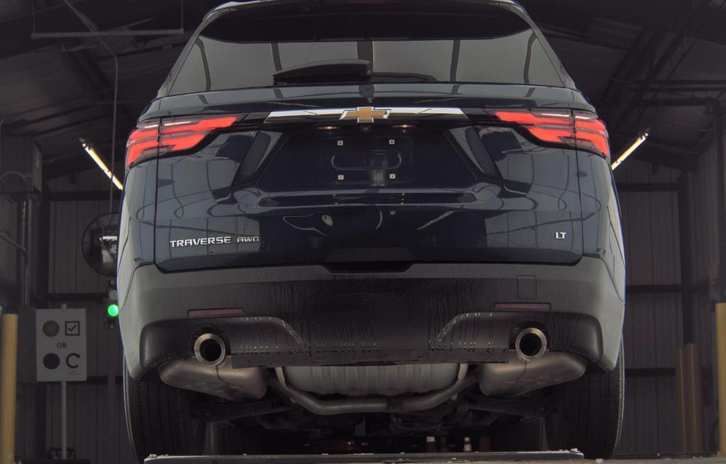 used 2023 Chevrolet Traverse car, priced at $30,991