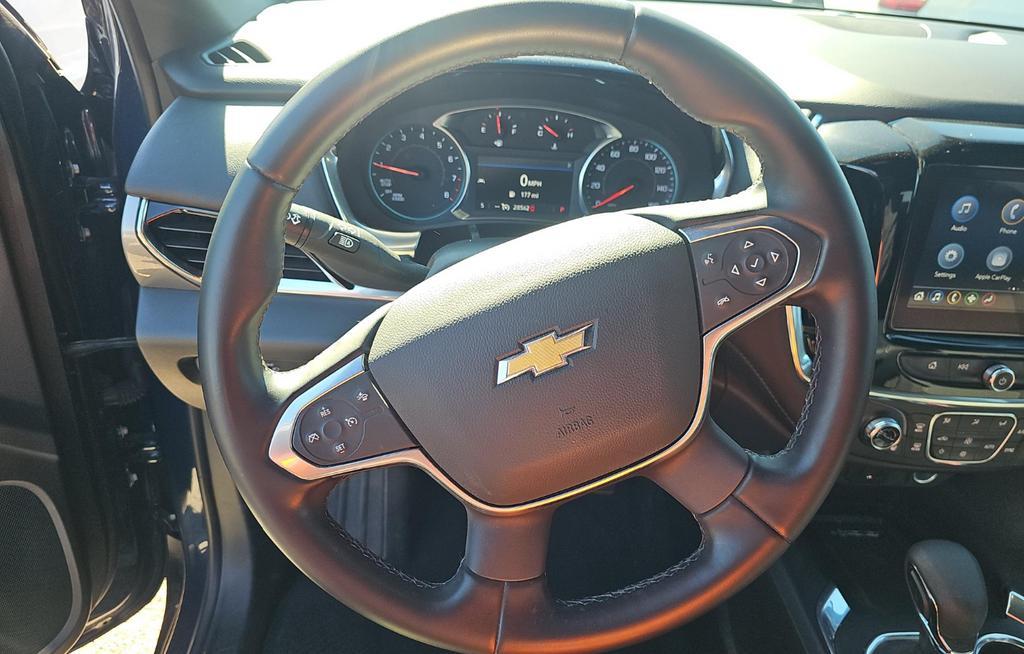 used 2023 Chevrolet Traverse car, priced at $30,991