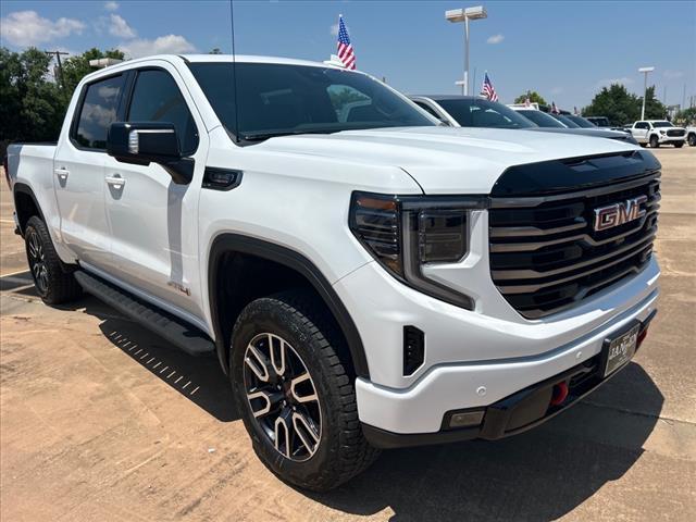 new 2025 GMC Sierra 1500 car, priced at $71,560