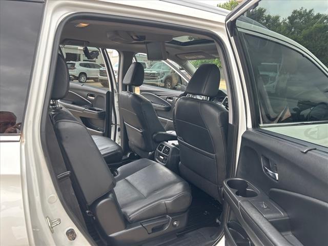 used 2021 Honda Pilot car, priced at $19,450