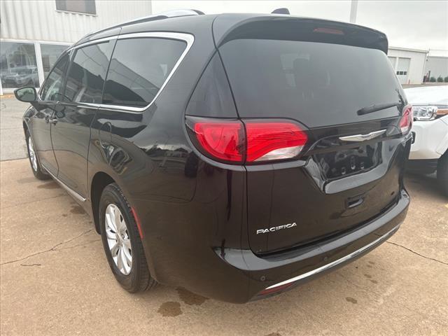 used 2019 Chrysler Pacifica car, priced at $14,875