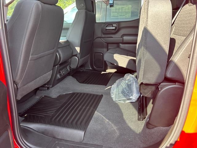 new 2025 GMC Sierra 1500 car, priced at $50,400