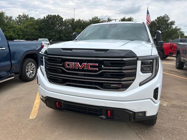new 2025 GMC Sierra 1500 car, priced at $72,640