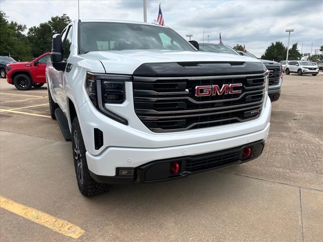new 2025 GMC Sierra 1500 car, priced at $72,640