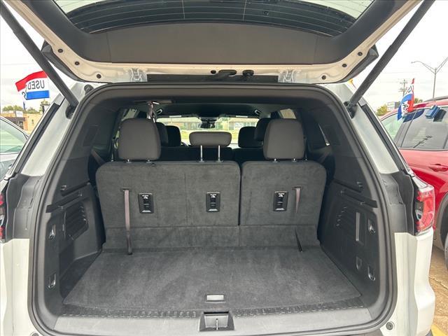 used 2025 GMC Acadia car, priced at $37,875