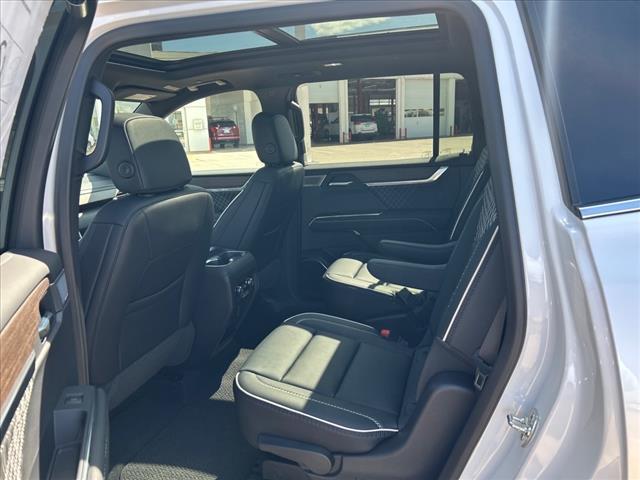 new 2025 GMC Acadia car, priced at $65,210