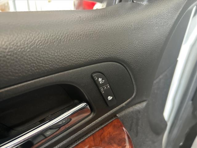 used 2013 GMC Yukon XL car, priced at $10,450