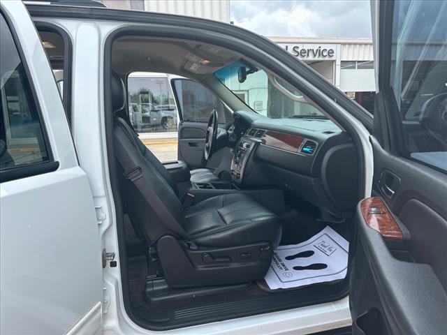 used 2013 GMC Yukon XL car, priced at $10,450