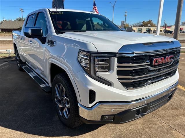 new 2025 GMC Sierra 1500 car, priced at $64,092