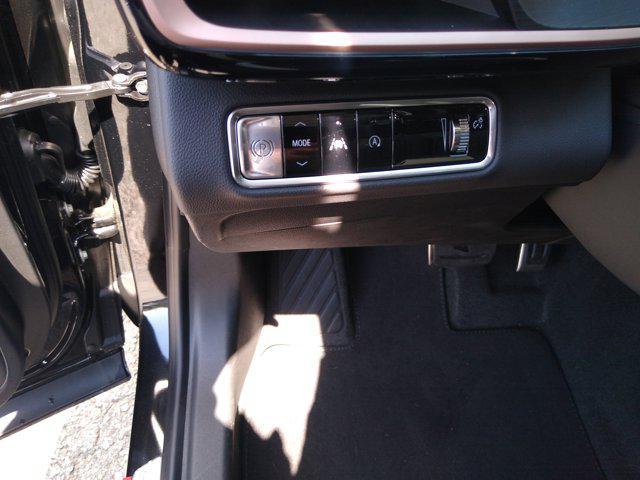 new 2025 Buick Envision car, priced at $41,235