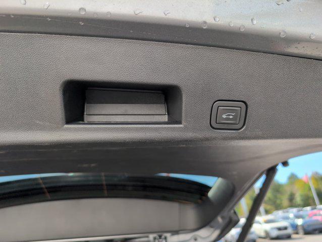 used 2025 GMC Acadia car, priced at $35,490