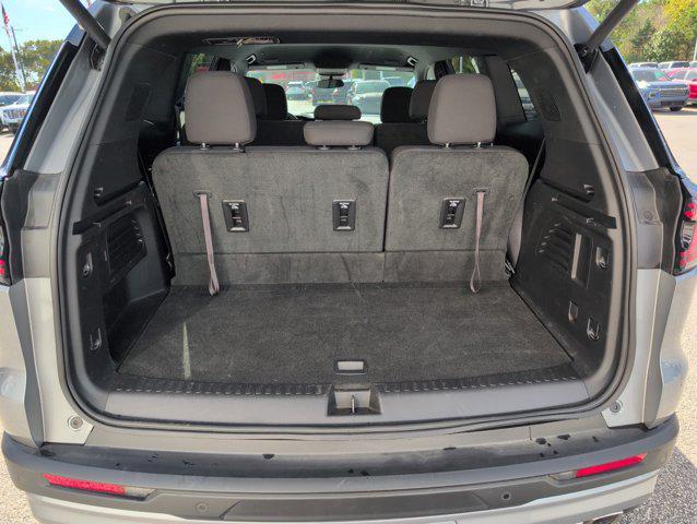 used 2025 GMC Acadia car, priced at $35,490