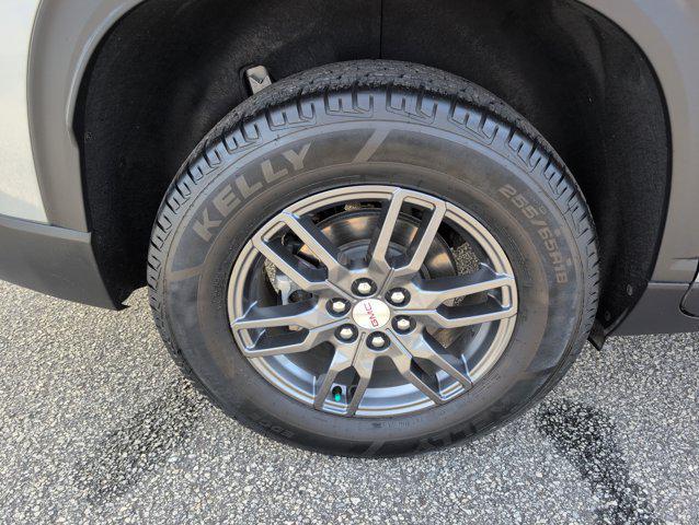 used 2025 GMC Acadia car, priced at $35,490