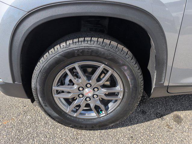 used 2025 GMC Acadia car, priced at $35,490