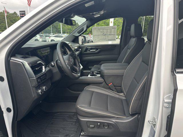 new 2025 GMC Yukon XL car, priced at $77,115