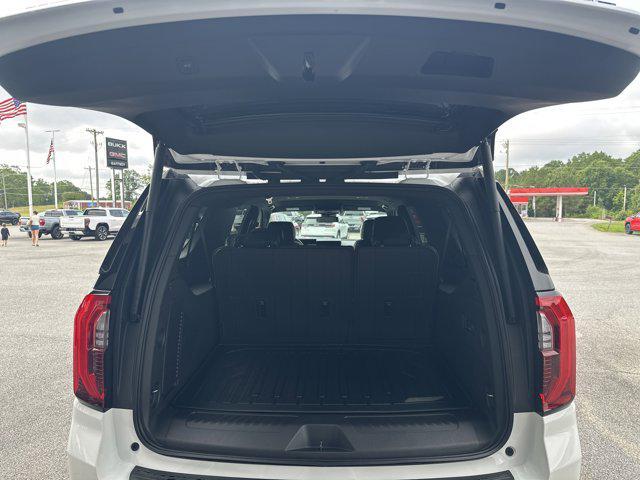 new 2025 GMC Yukon XL car, priced at $77,115