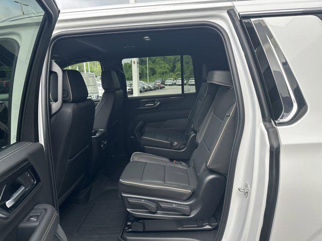 new 2025 GMC Yukon XL car, priced at $77,115