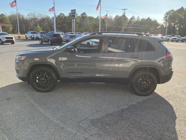 used 2023 Jeep Cherokee car, priced at $23,990