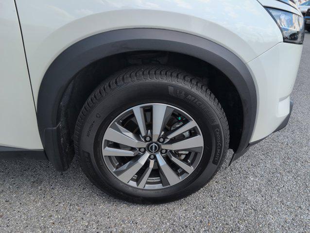 used 2023 Nissan Pathfinder car, priced at $31,990
