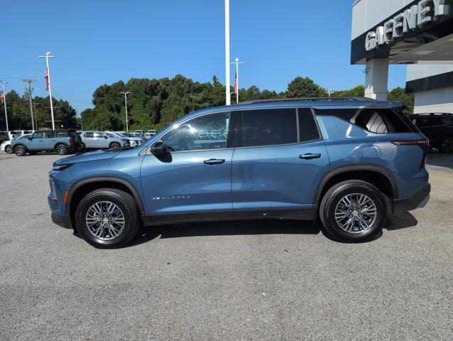 used 2025 Chevrolet Traverse car, priced at $35,990