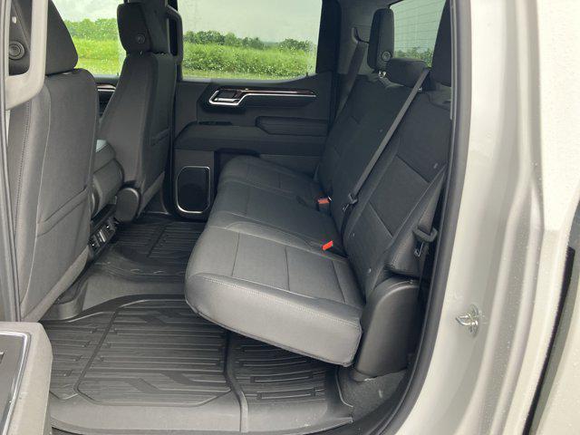 new 2025 GMC Sierra 1500 car, priced at $47,490