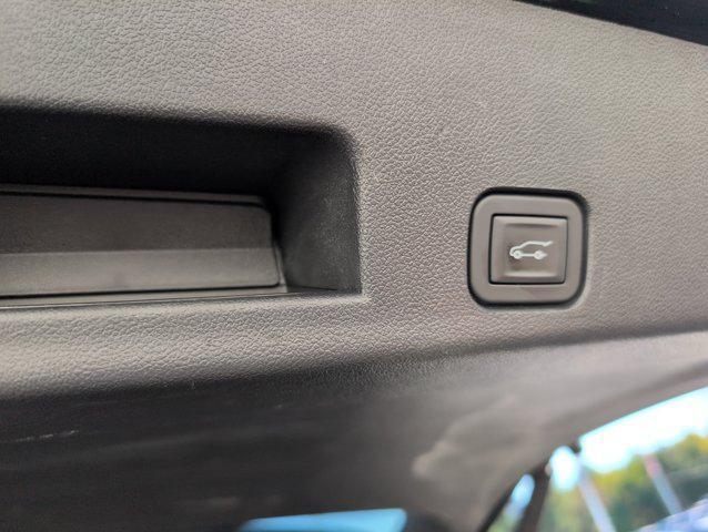 used 2025 GMC Acadia car, priced at $35,490