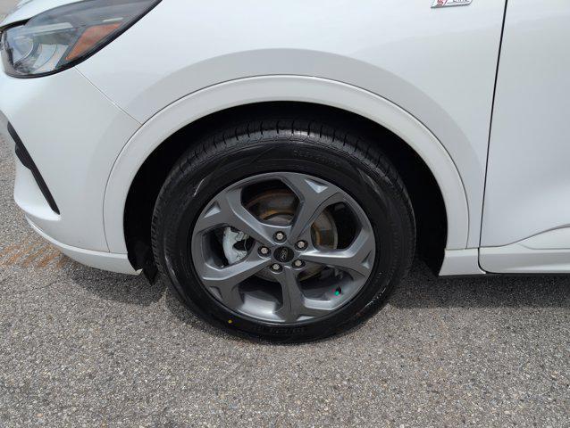 used 2023 Ford Escape car, priced at $23,990