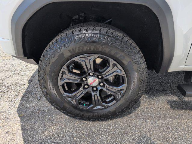 used 2024 GMC Canyon car