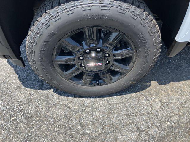 new 2025 GMC Sierra 2500 car, priced at $82,800