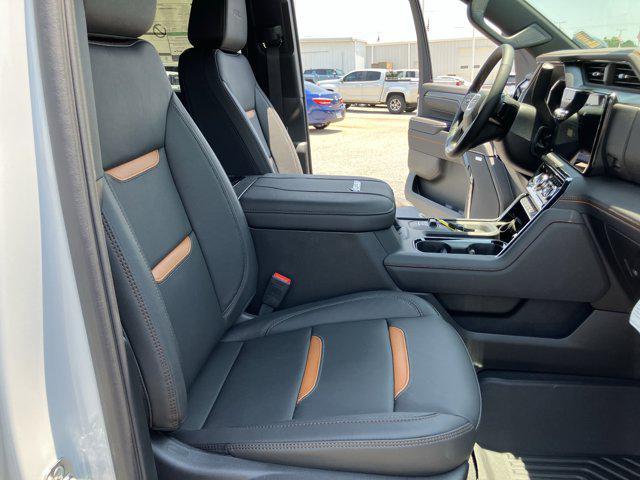 new 2025 GMC Sierra 2500 car, priced at $82,800