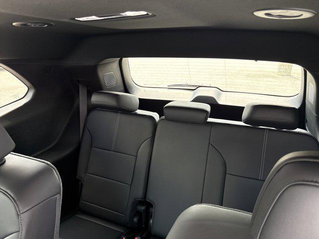 new 2025 GMC Acadia car, priced at $46,615