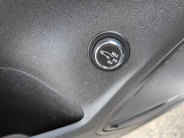 used 2023 Buick Envision car, priced at $26,990