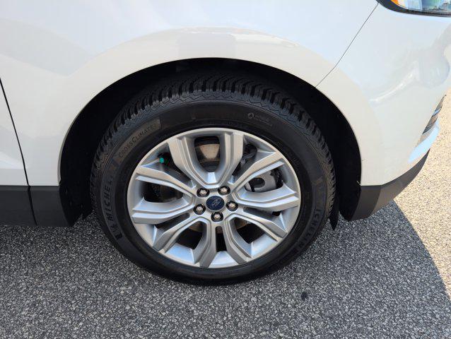used 2022 Ford Edge car, priced at $23,990