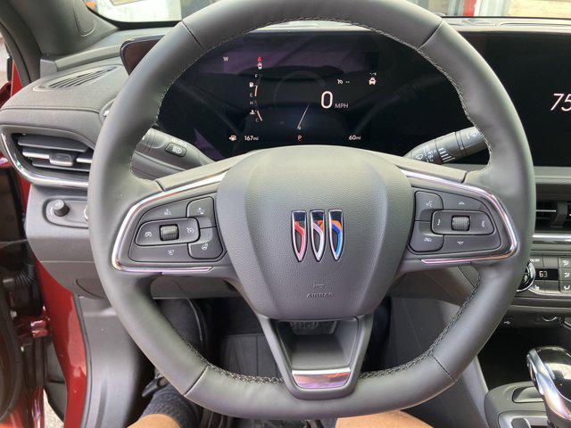 new 2025 Buick Envista car, priced at $26,535