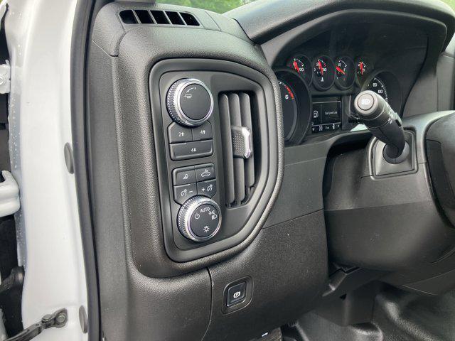 new 2025 GMC Sierra 2500 car, priced at $48,730