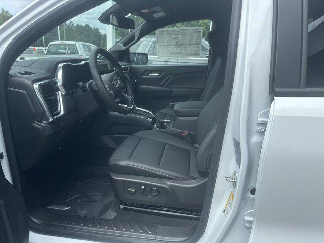 new 2025 GMC Canyon car, priced at $44,675
