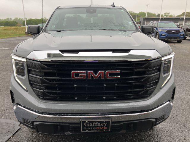new 2025 GMC Sierra 1500 car, priced at $40,420