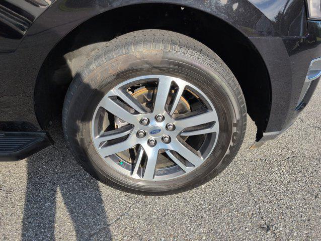 used 2024 Ford Expedition car, priced at $49,990